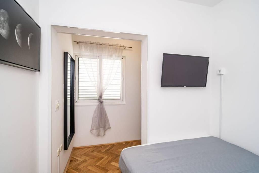 Apartman Knego With Parking Dubrovnik Extérieur photo