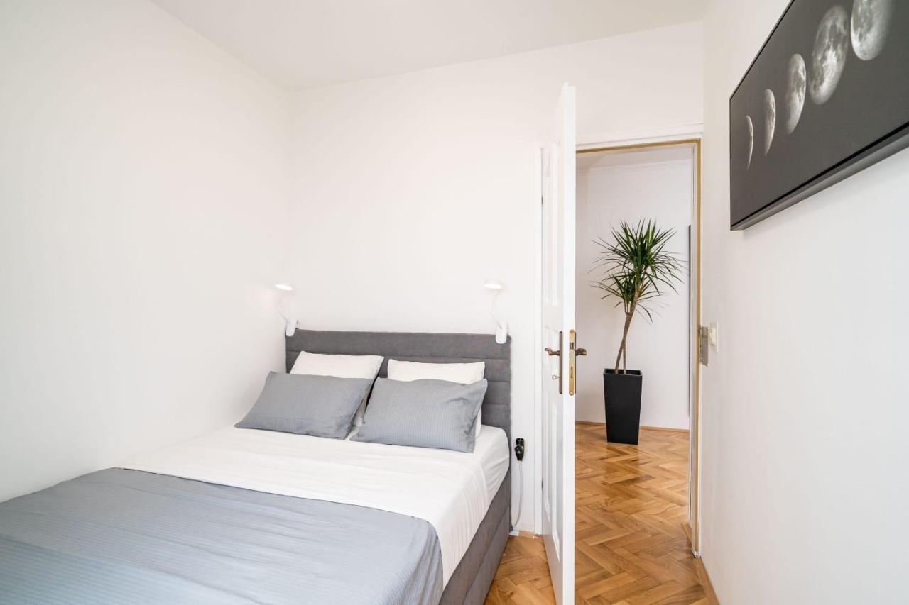 Apartman Knego With Parking Dubrovnik Extérieur photo