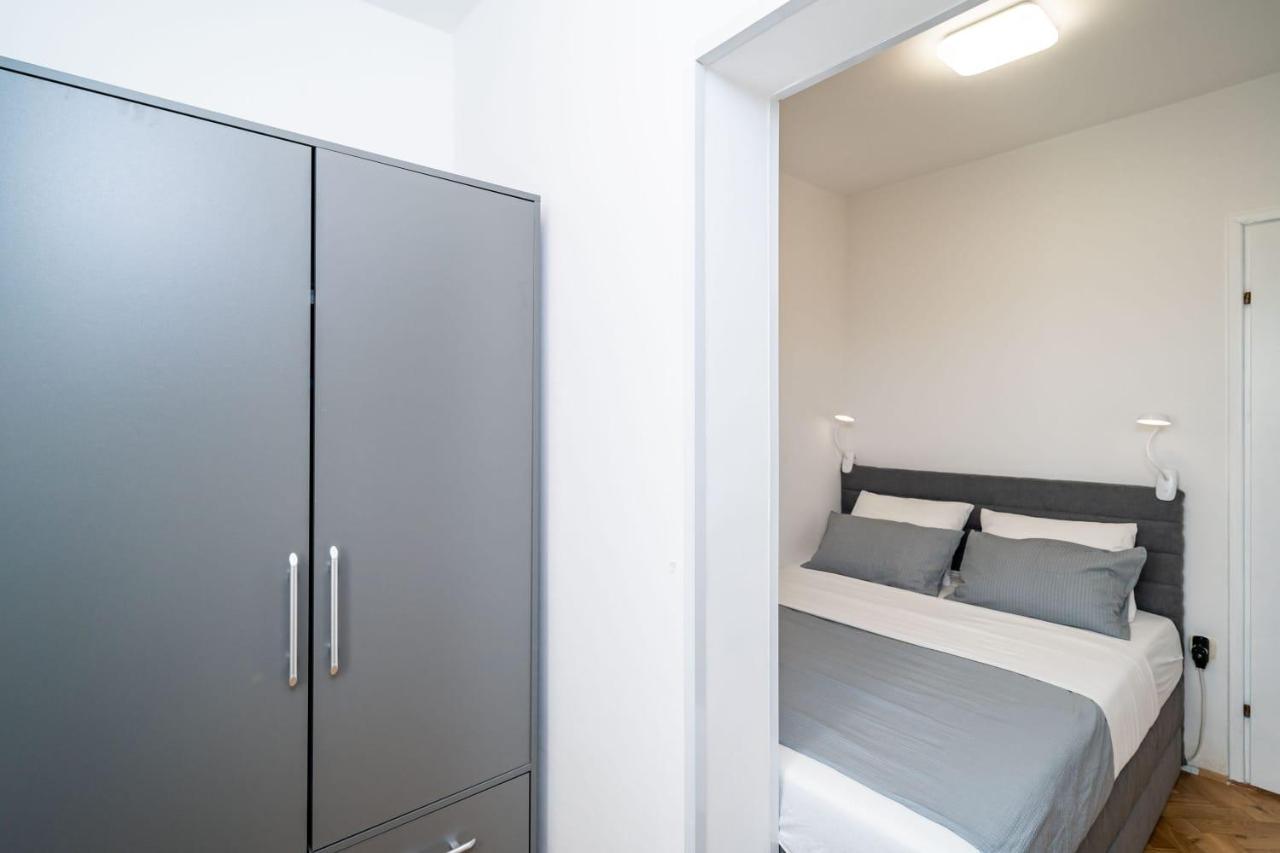 Apartman Knego With Parking Dubrovnik Extérieur photo