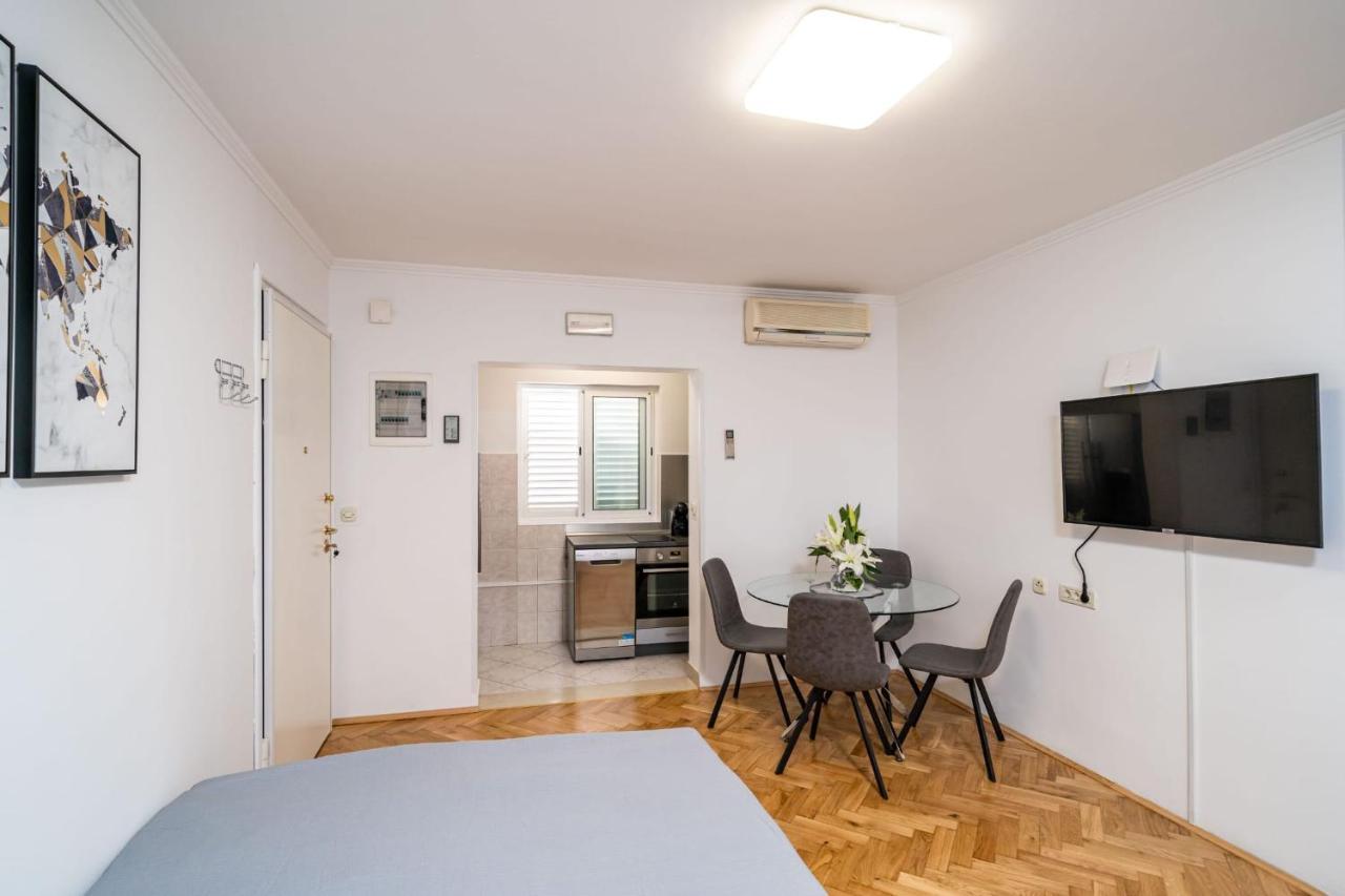 Apartman Knego With Parking Dubrovnik Extérieur photo